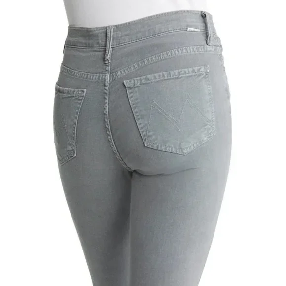 MOTHER The Weekender Fray in Lead Gray (26" waist) - Picture 6 of 14